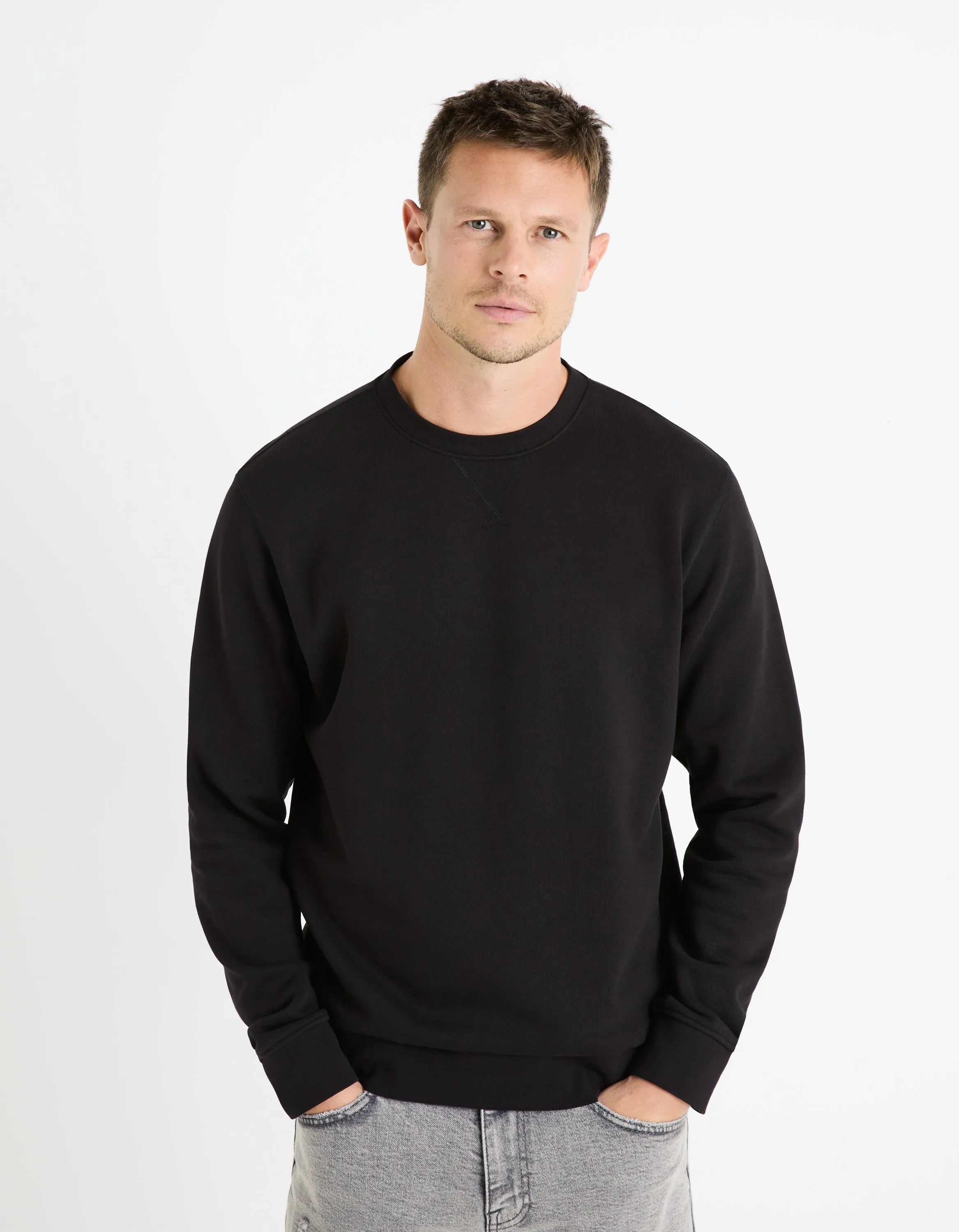 100% cotton round neck sweatshirt