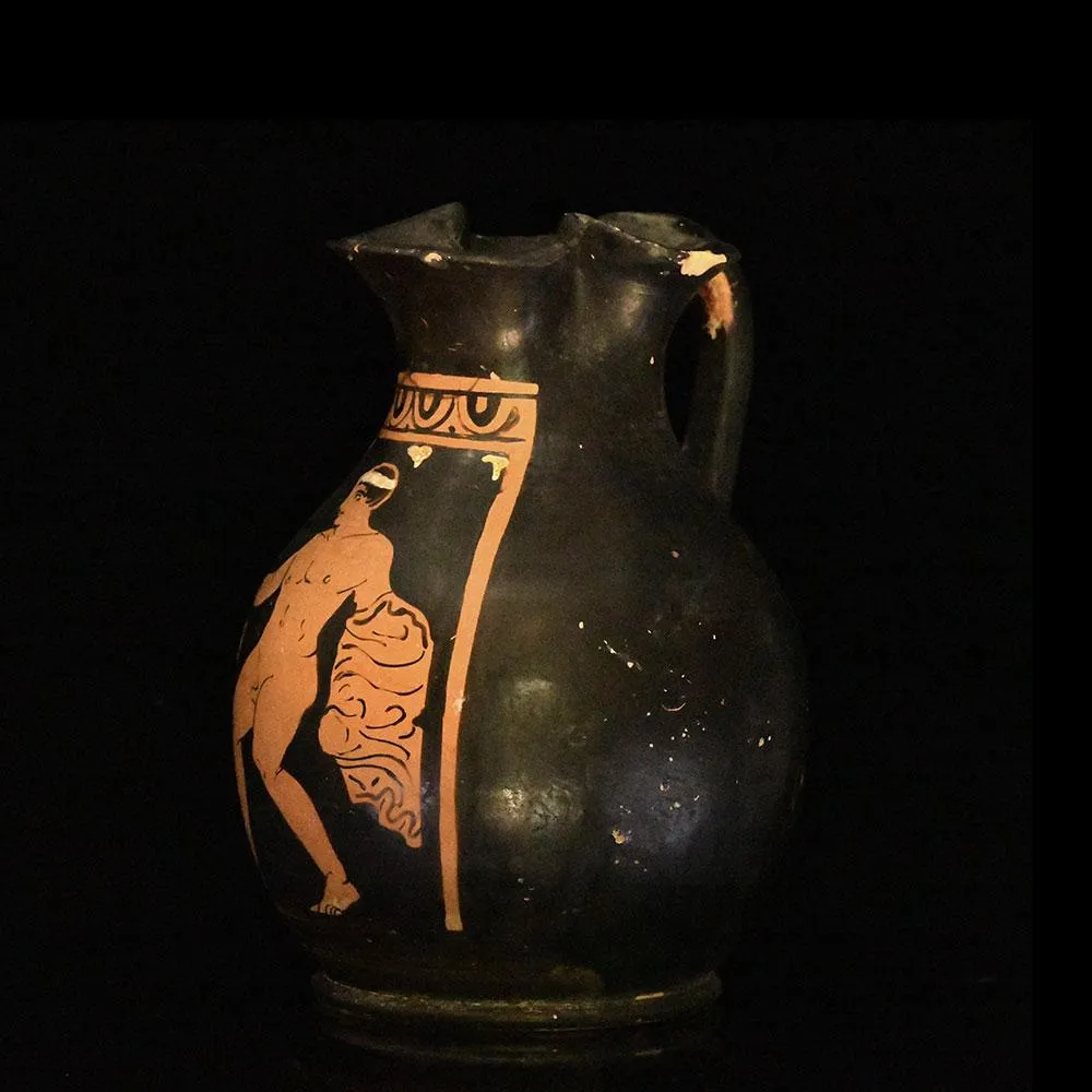 An Apulian Red Figure Trefoil Oinochoe, ca. 4th century BCE