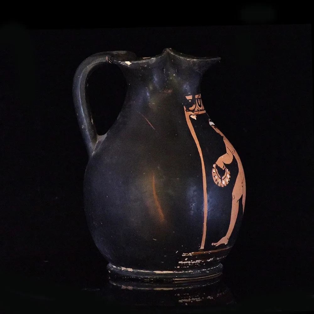 An Apulian Red Figure Trefoil Oinochoe, ca. 4th century BCE