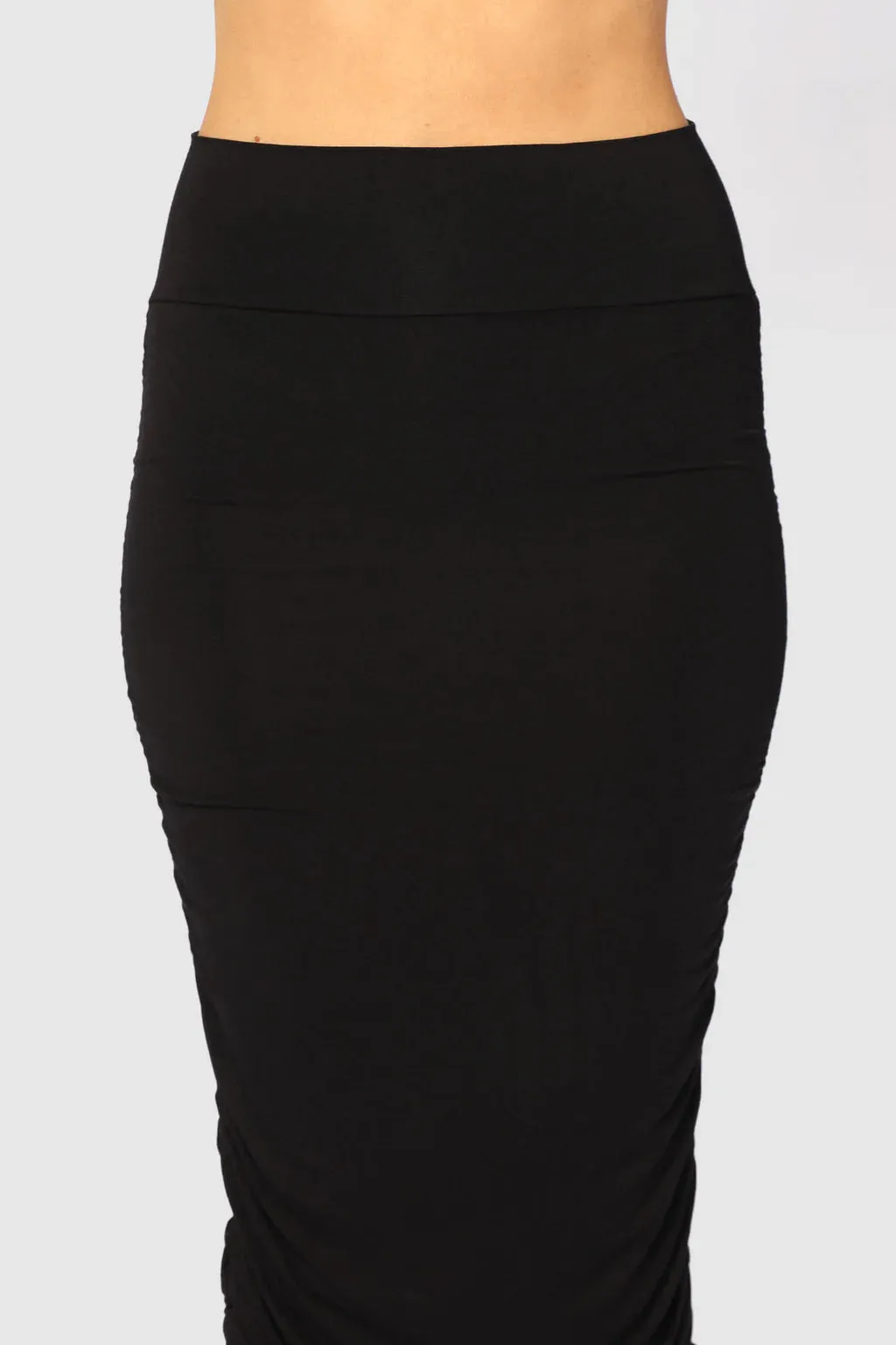 Bamboo Ruched Midi Skirt - Black