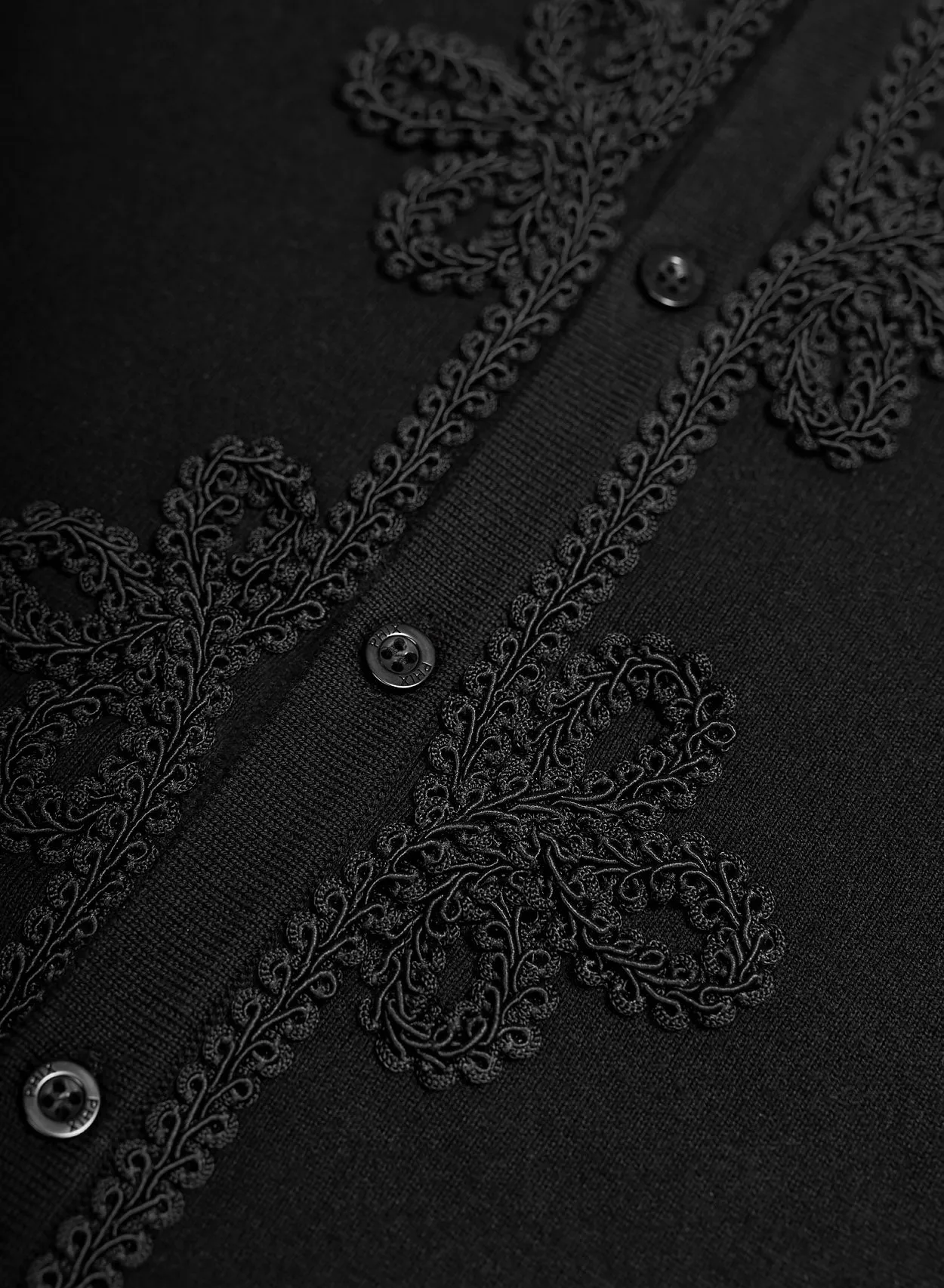 Black Embroidery Satin Collar Long Sleeve Cotton Polo