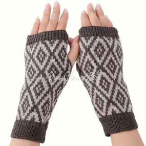 Brown Tan Argyle Fingerless Gloves