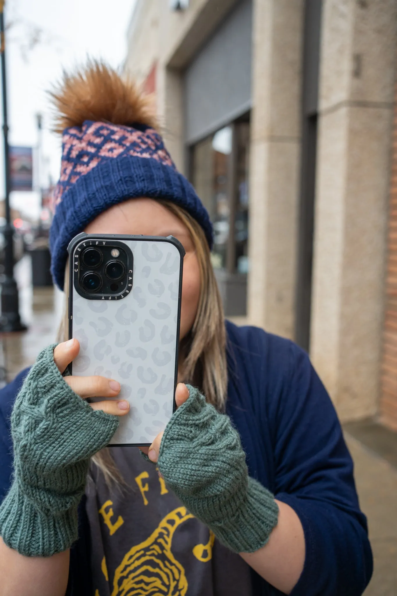 Cable-Knit Fingerless Gloves