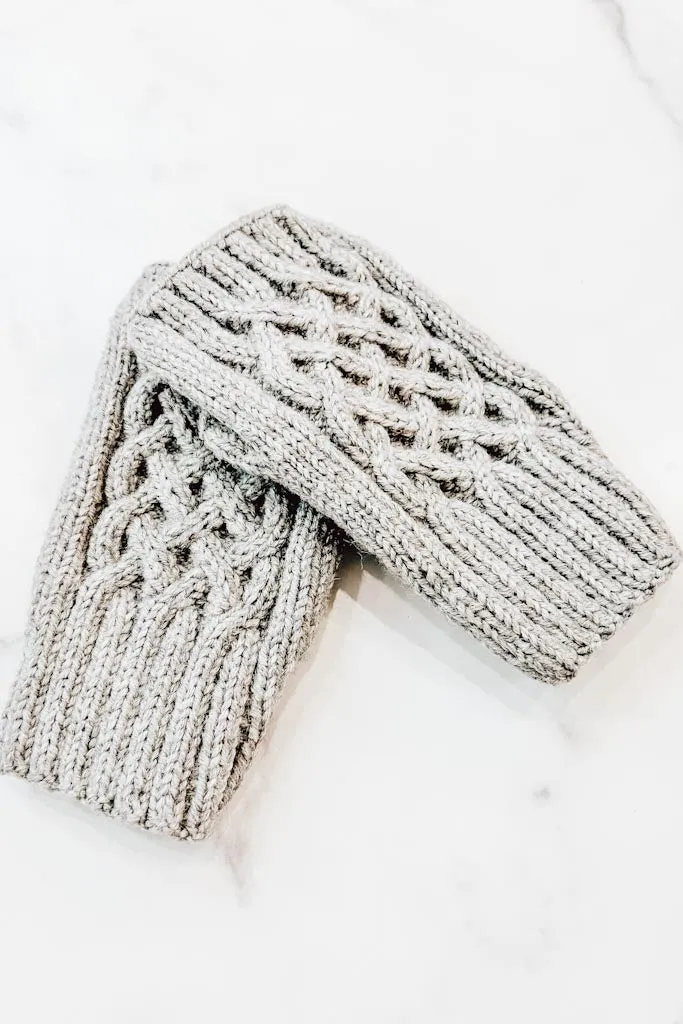 Cable-Knit Fingerless Gloves