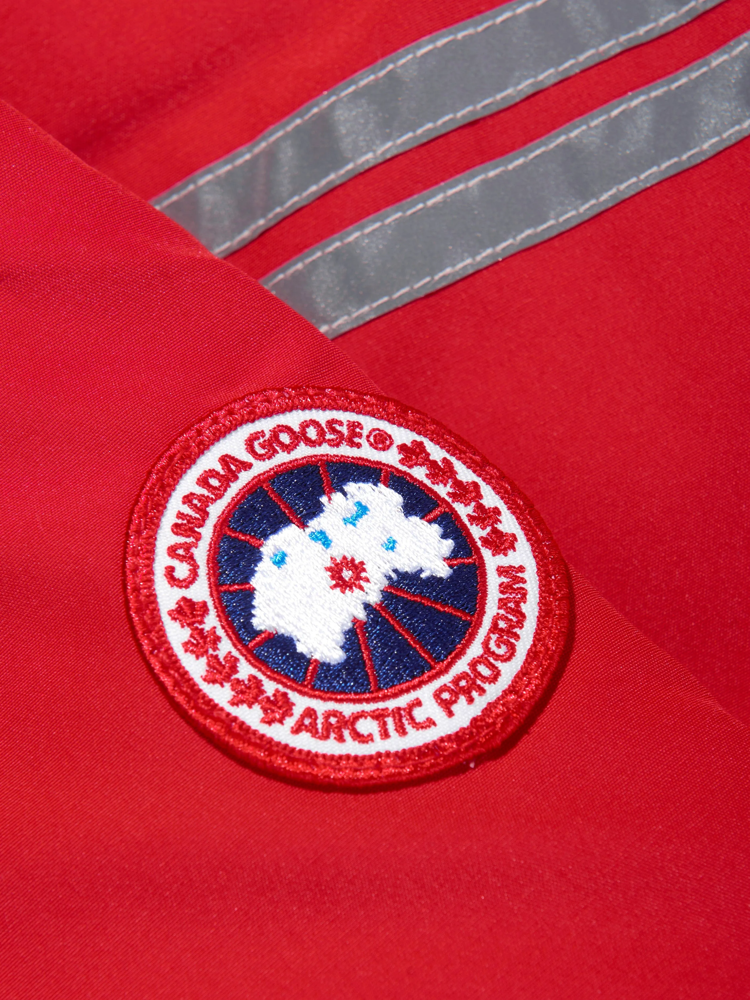 Canada Goose Kids Lynx Parka in Red