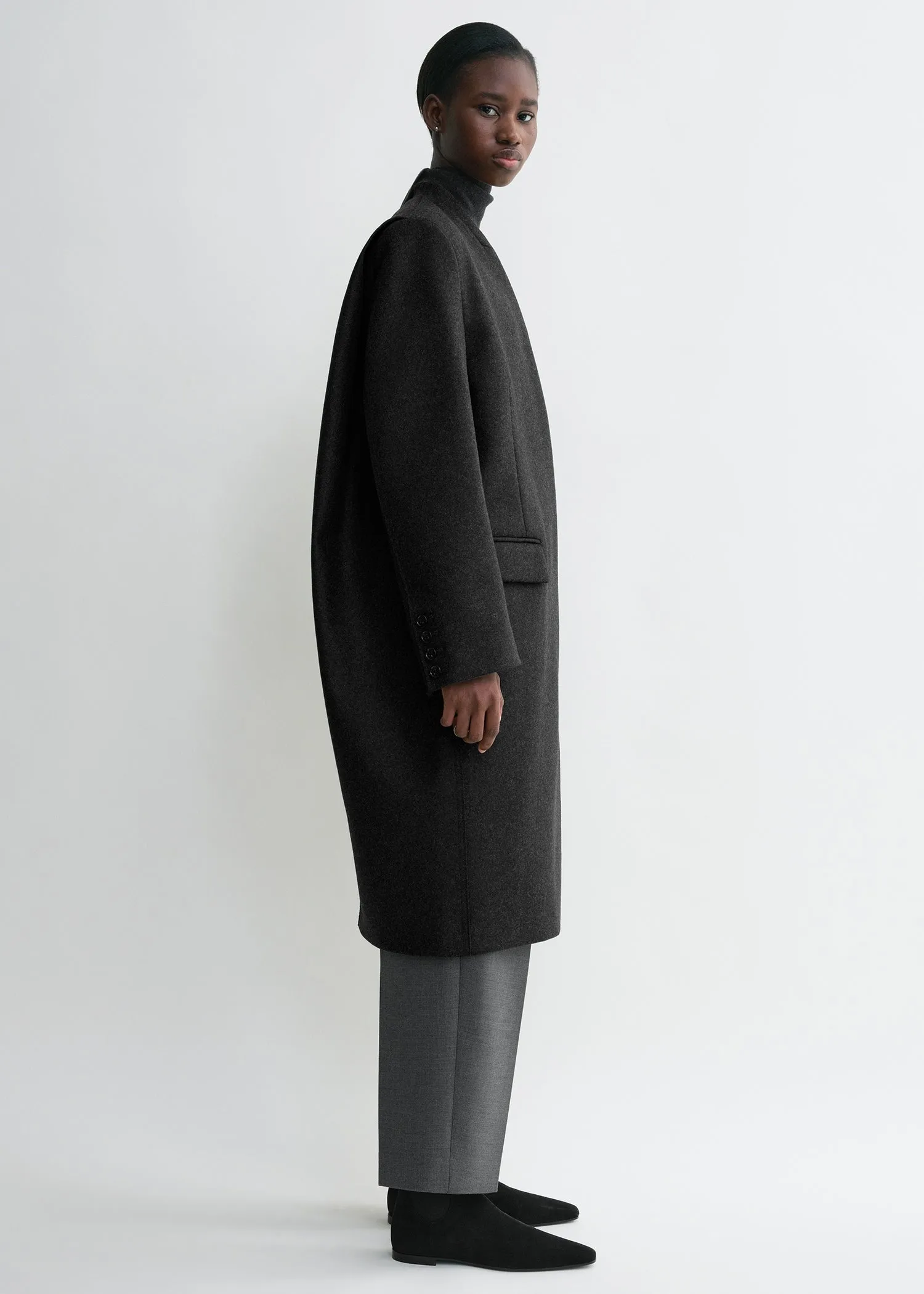 Deep pleat coat charcoal melange