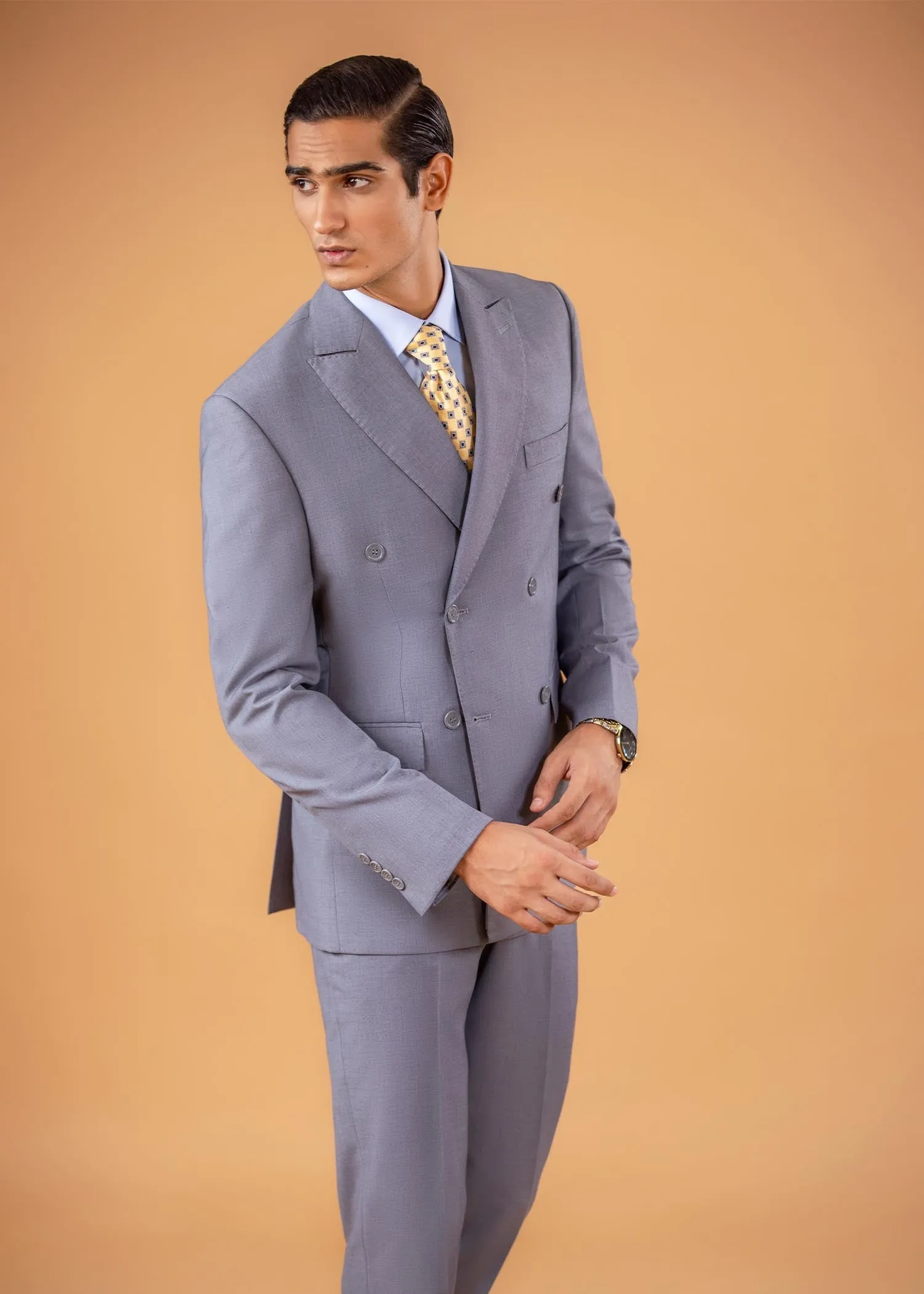 Double Breast Suit - Peak Lapel - Light Grey