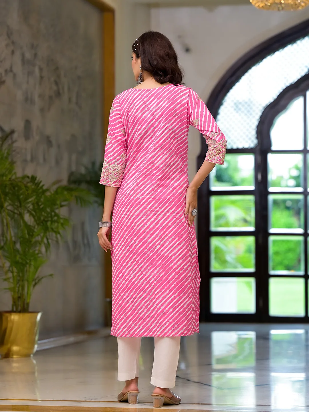 Jashvi Pink Leheriya Print Embroidered Pure Cotton Straight Kurta