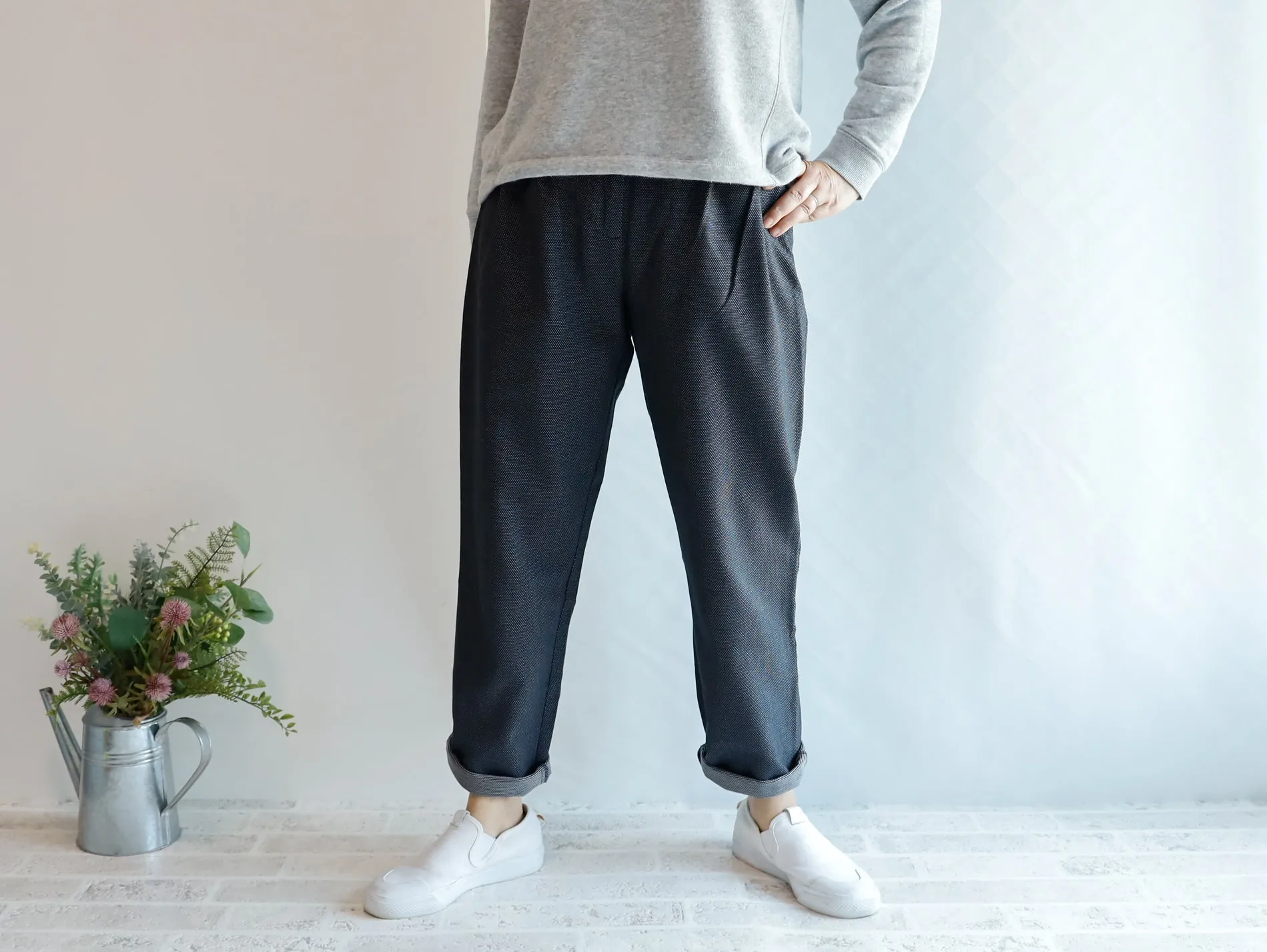 <P12D> Denim with dots  -Relax Tapered Pants