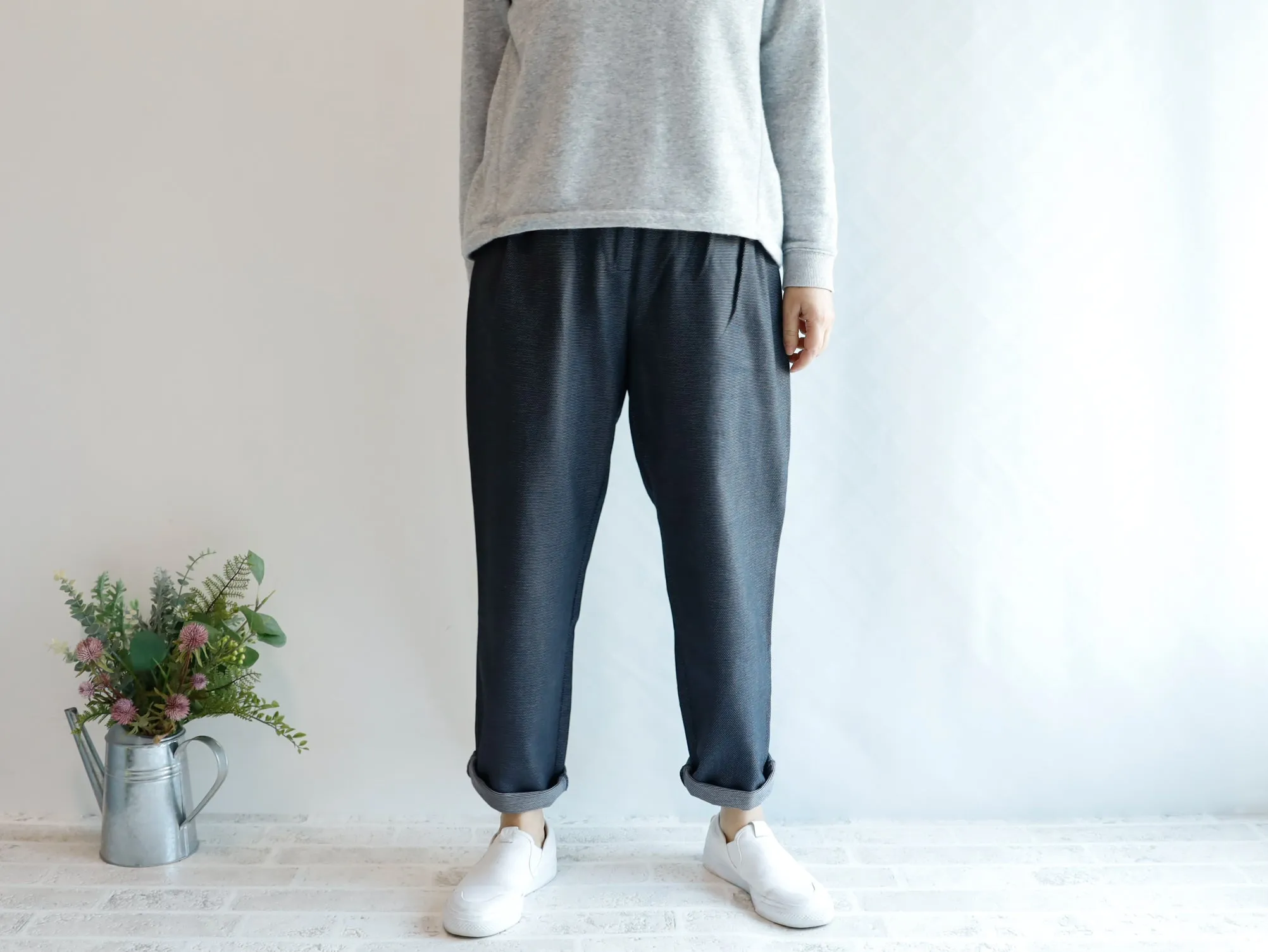 <P12D> Denim with dots  -Relax Tapered Pants