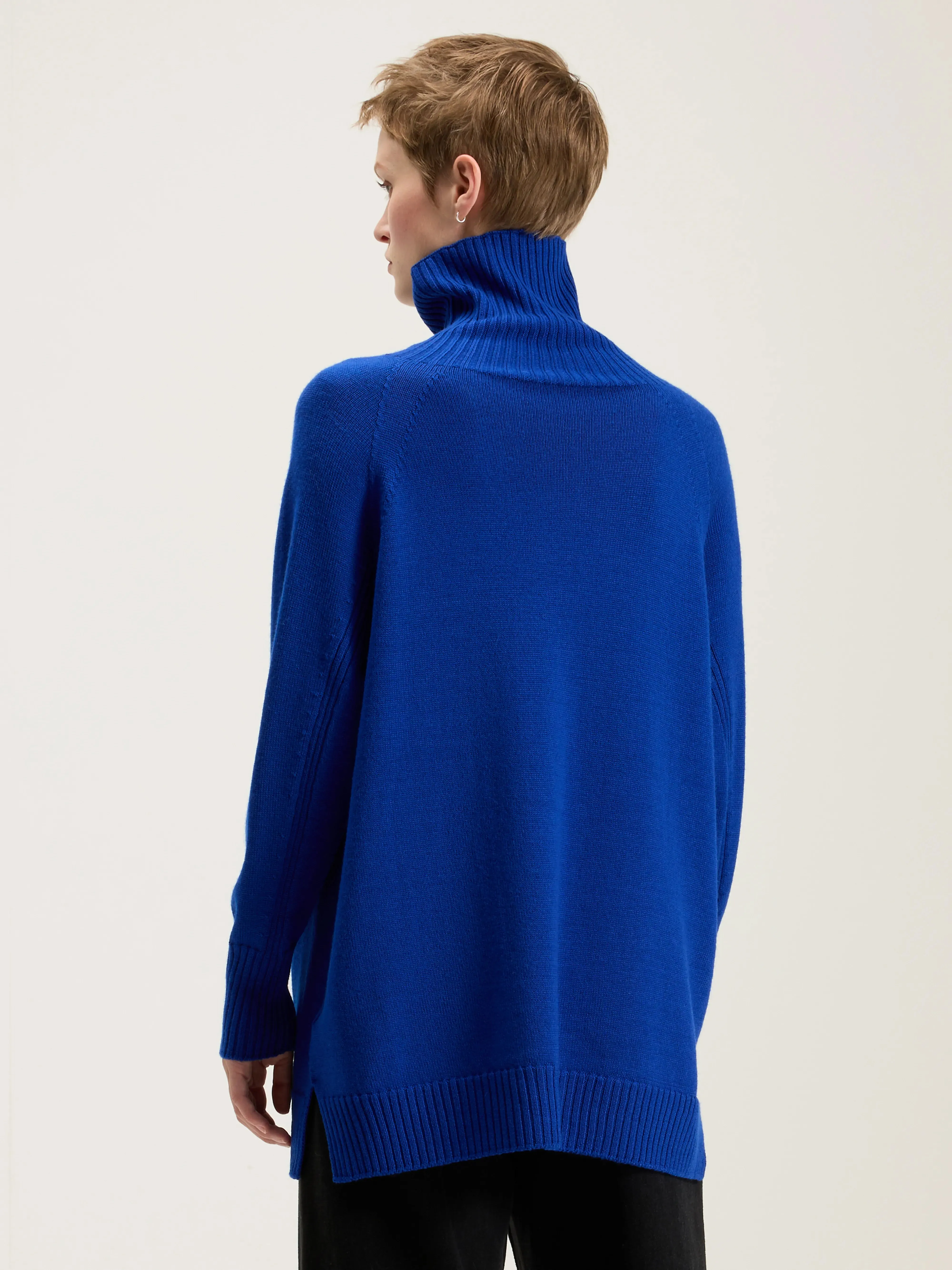 Merino Knit Turtleneck Sweater (242 / W / BLUE)