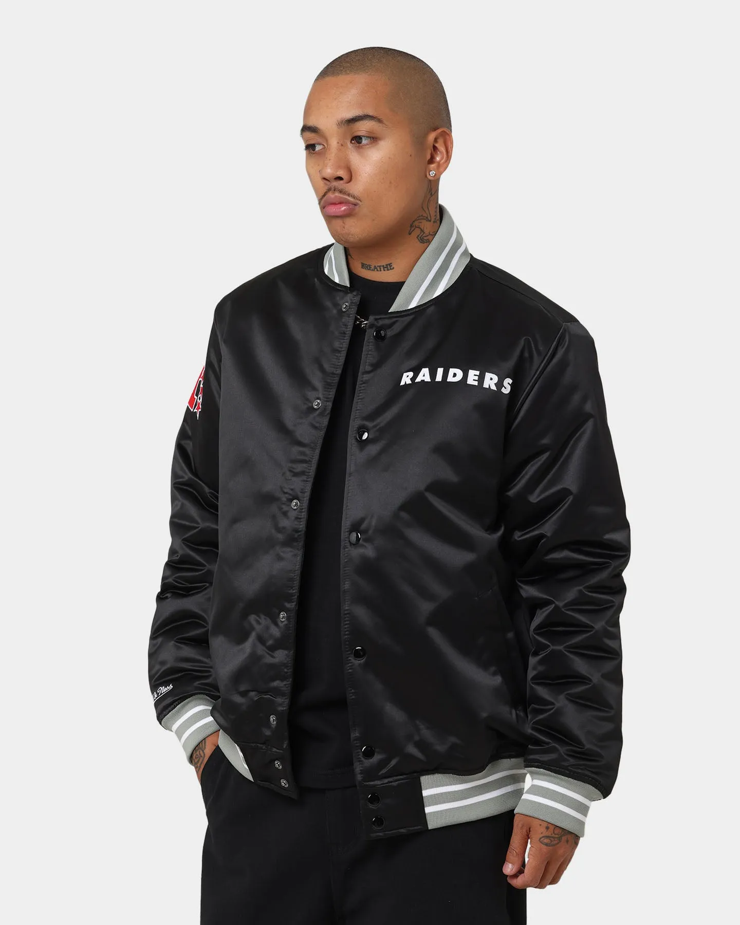 Mitchell & Ness Las Vegas Raiders Heavyweight Satin Jacket Black