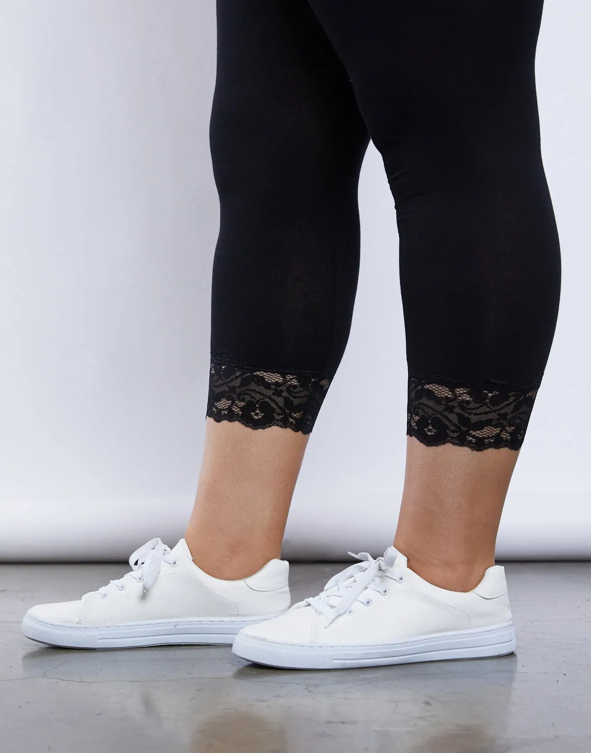 Plus Size Lace Trimmed Leggings