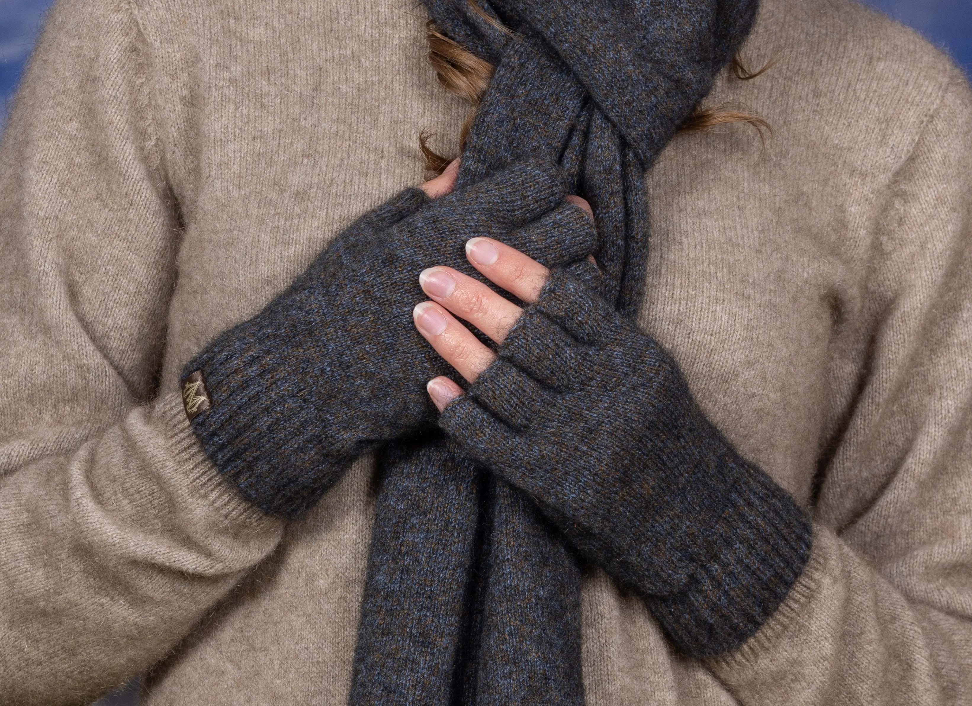 Possum Merino Fingerless Gloves - Noble Wilde