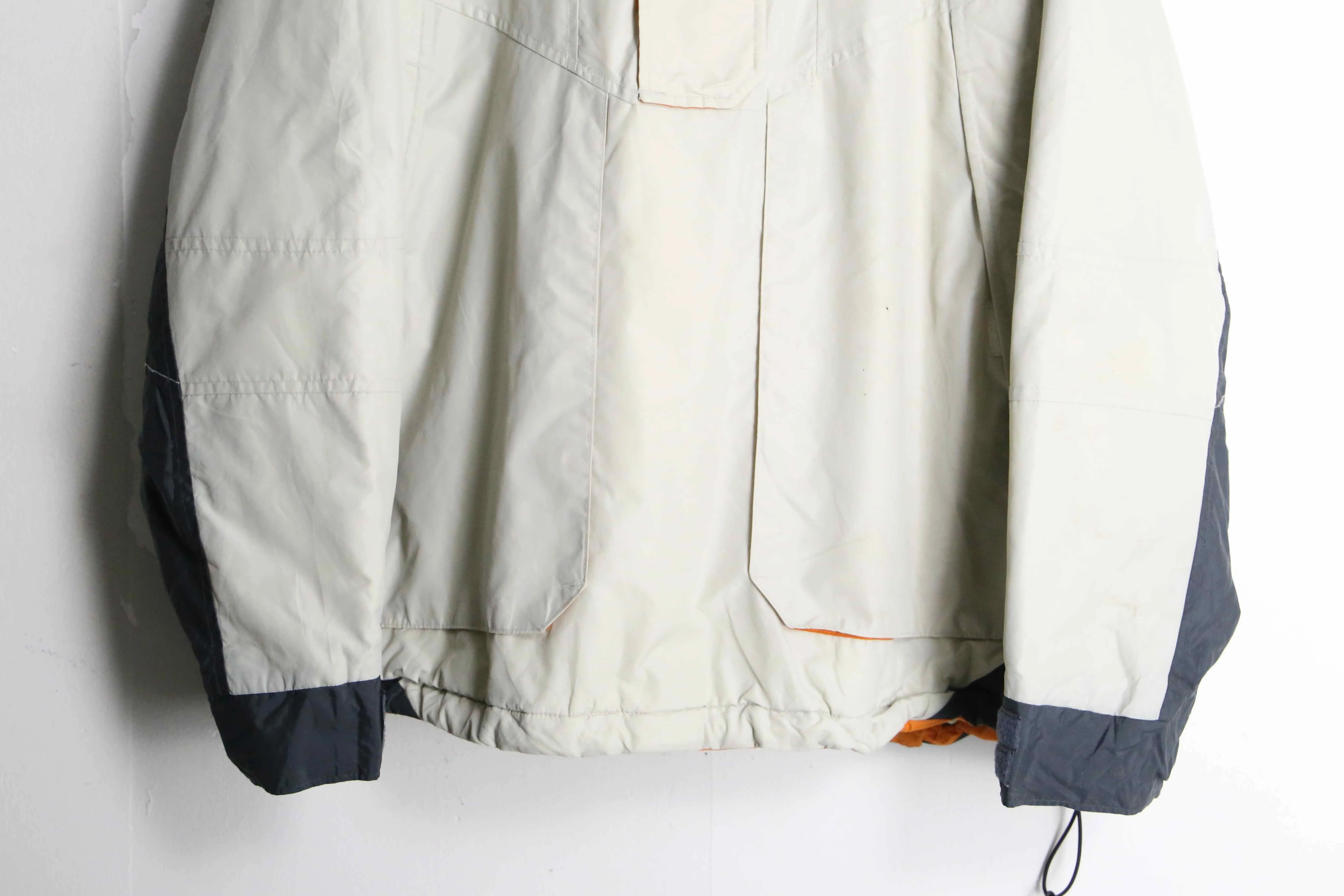 "Columbia" ivory switch design nylon mountain parka