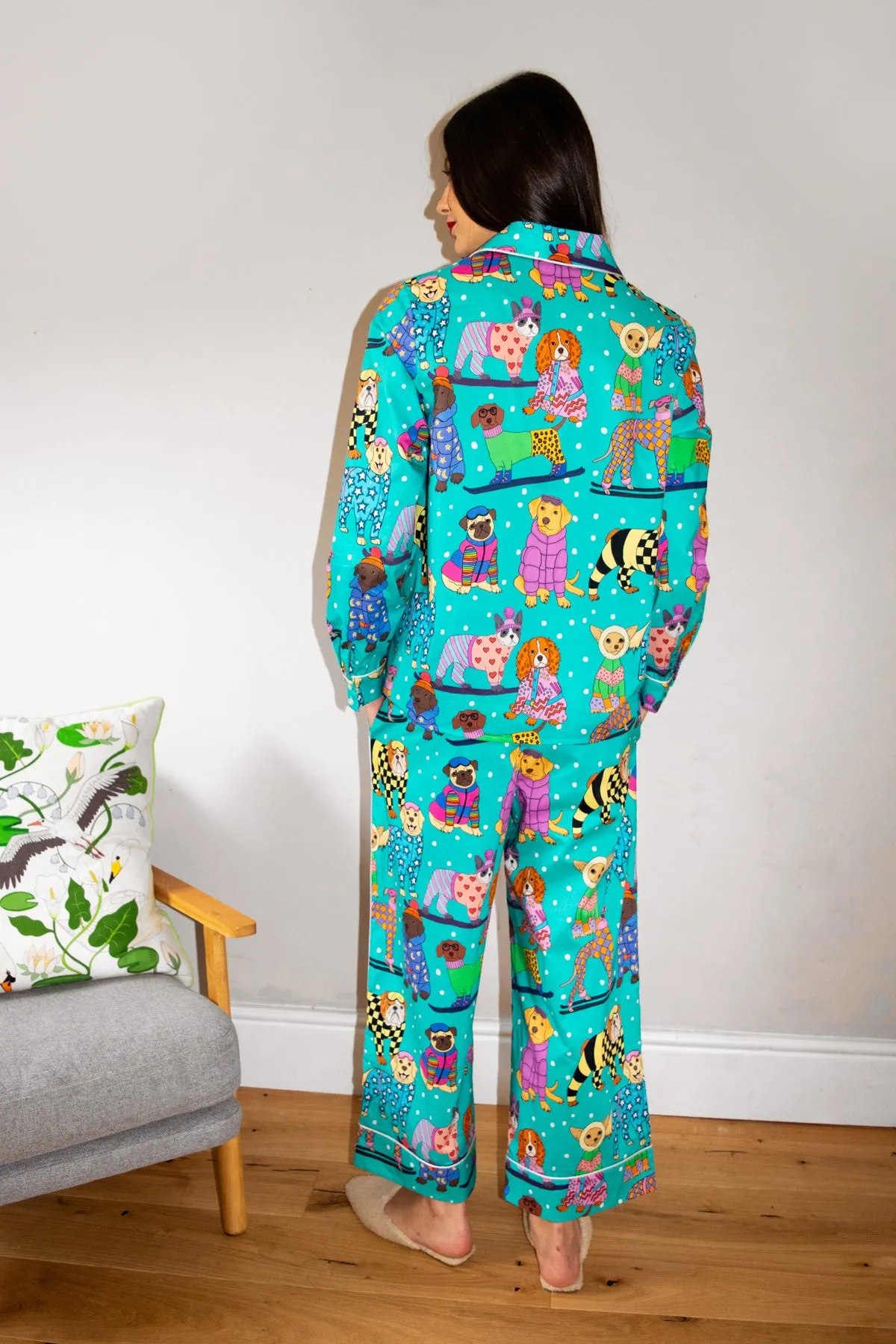 Skiing Dogs Pyjama Set