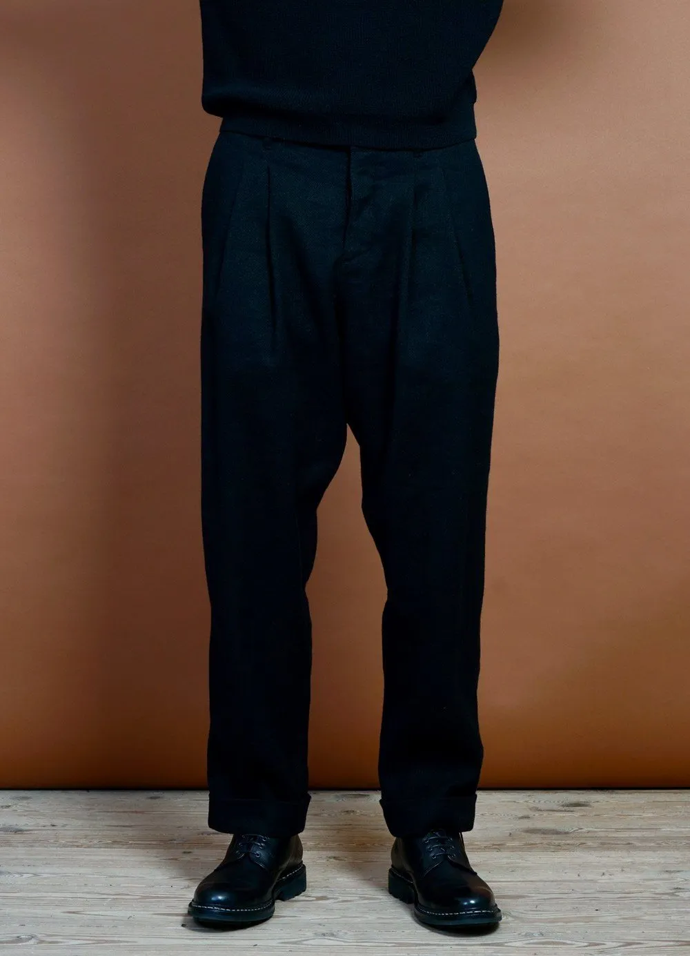 SYLVESTER | Double Pleated Trousers | Black