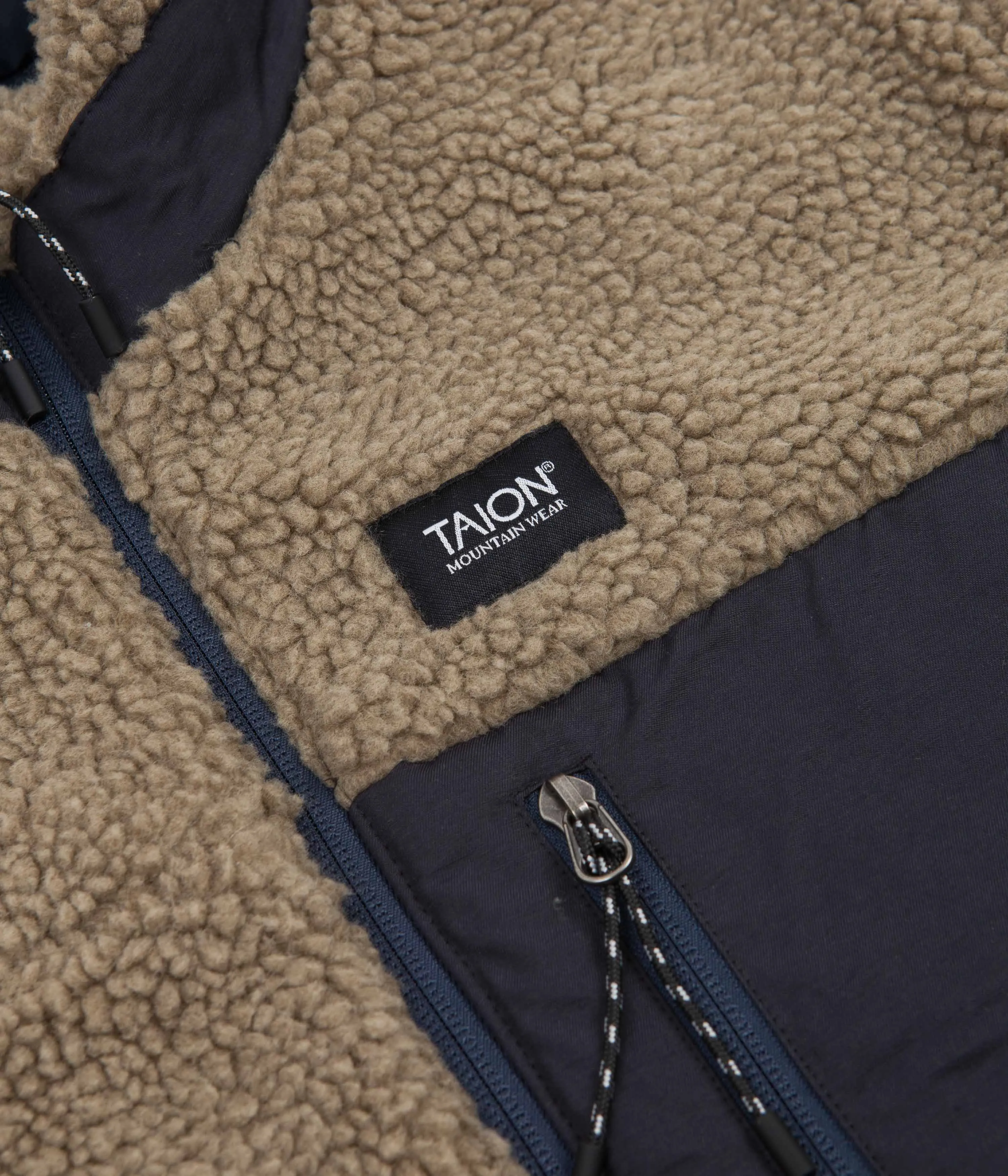 Taion Reversible Boa Fleece Down Jacket - Dark Navy / Beige