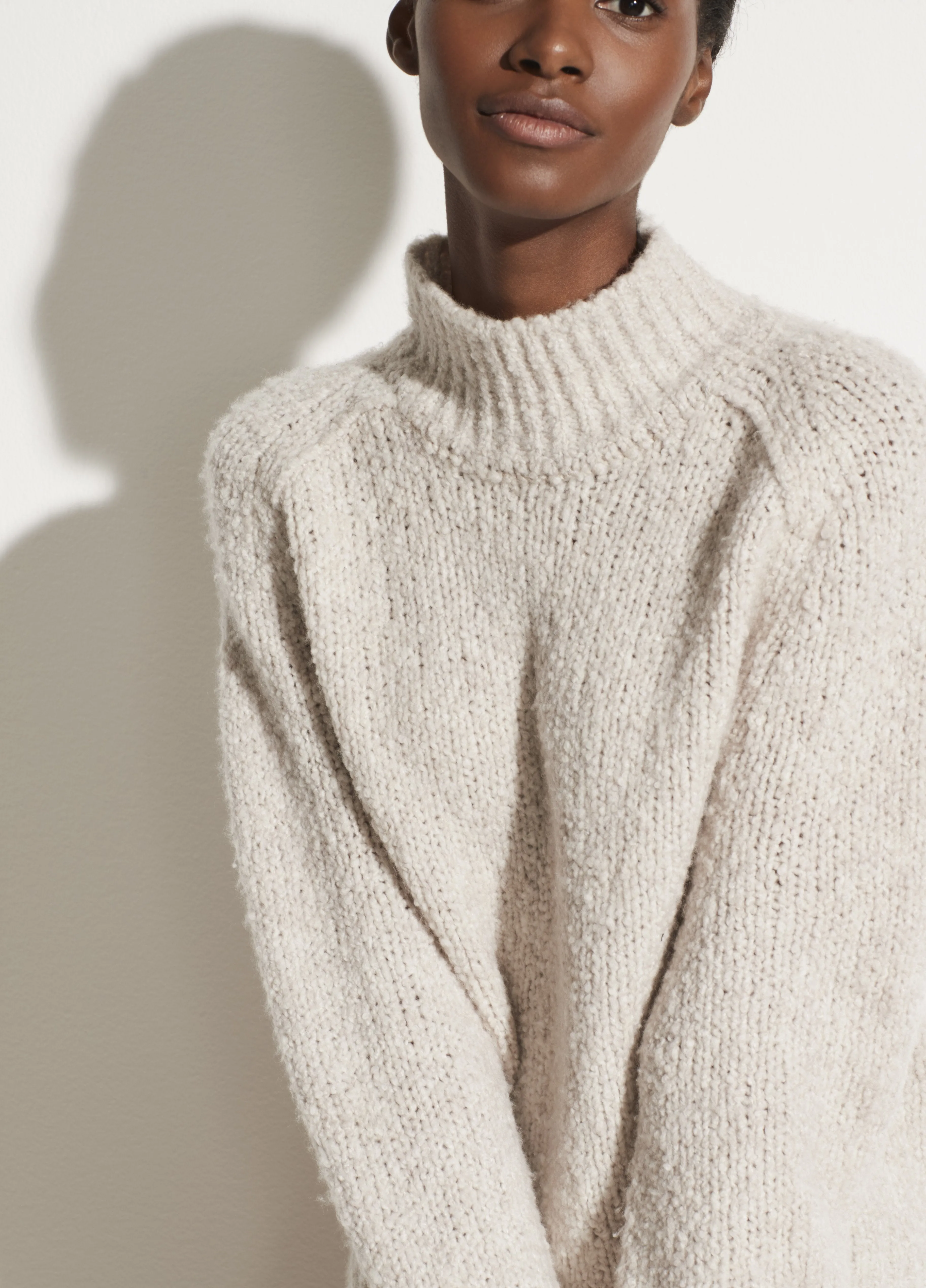 Textured Saddle Sleeve Turtleneck in Pearl Oat