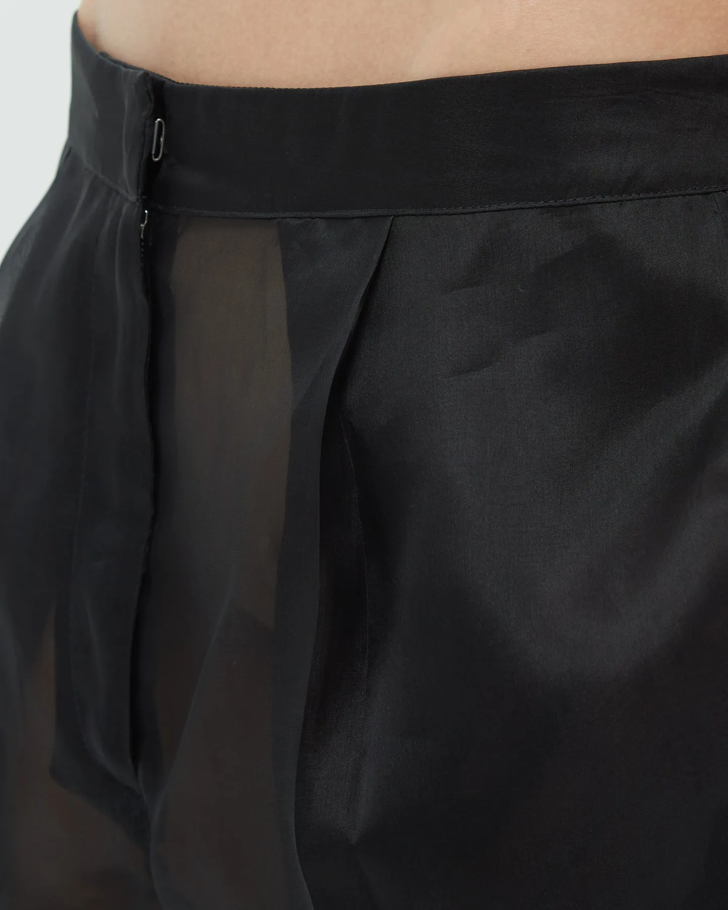 Trousers in silk organza