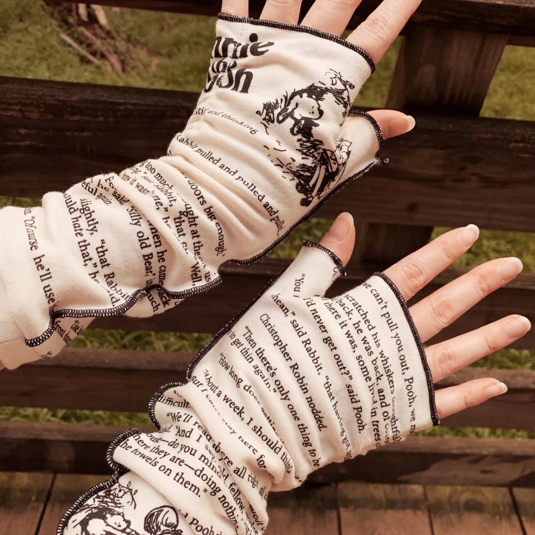 Winnie-the-Pooh Writing Gloves