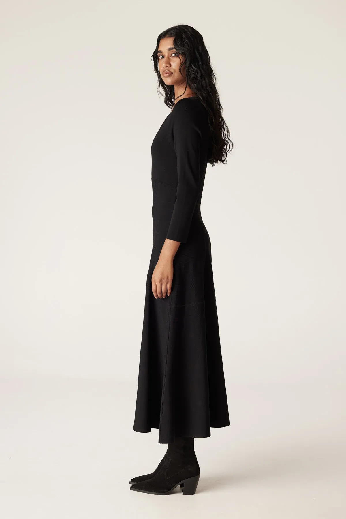 Winter Crepe Bodice Dress - Black