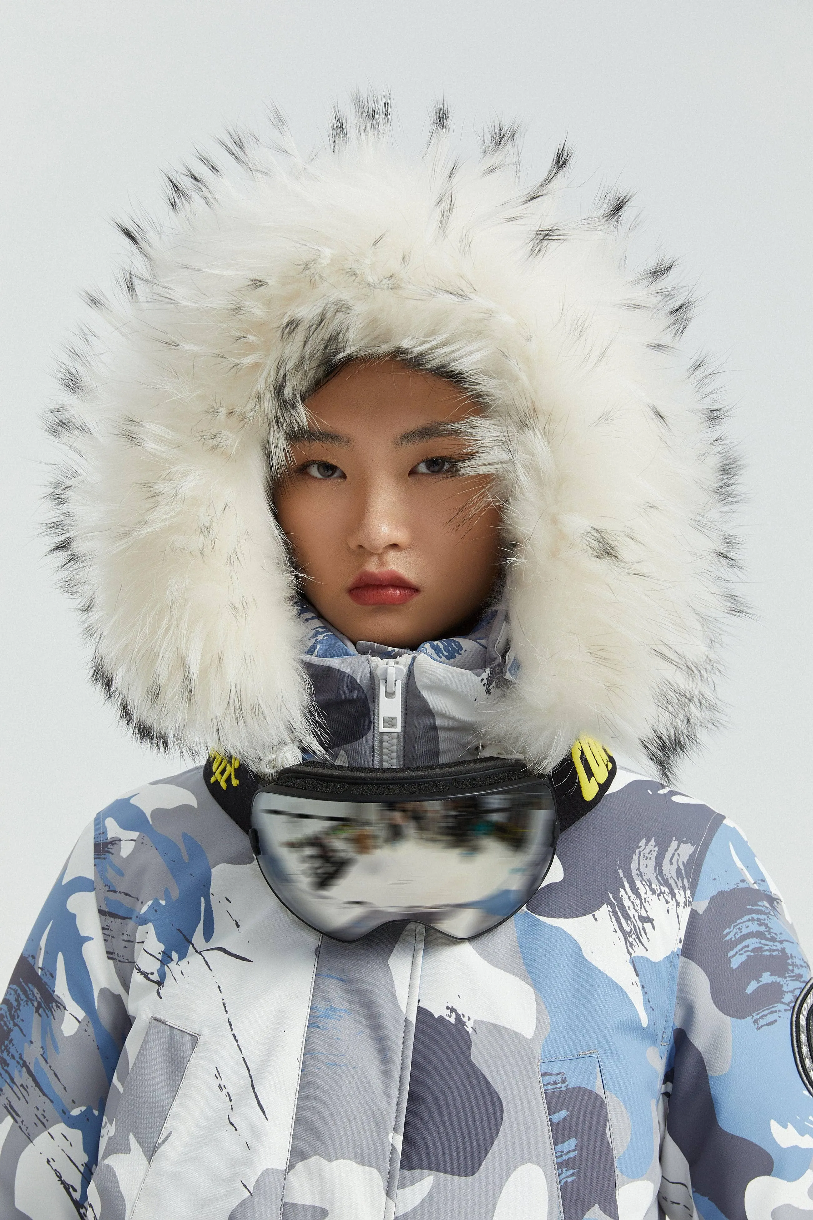 Women's Hooded Parka with fur Trim