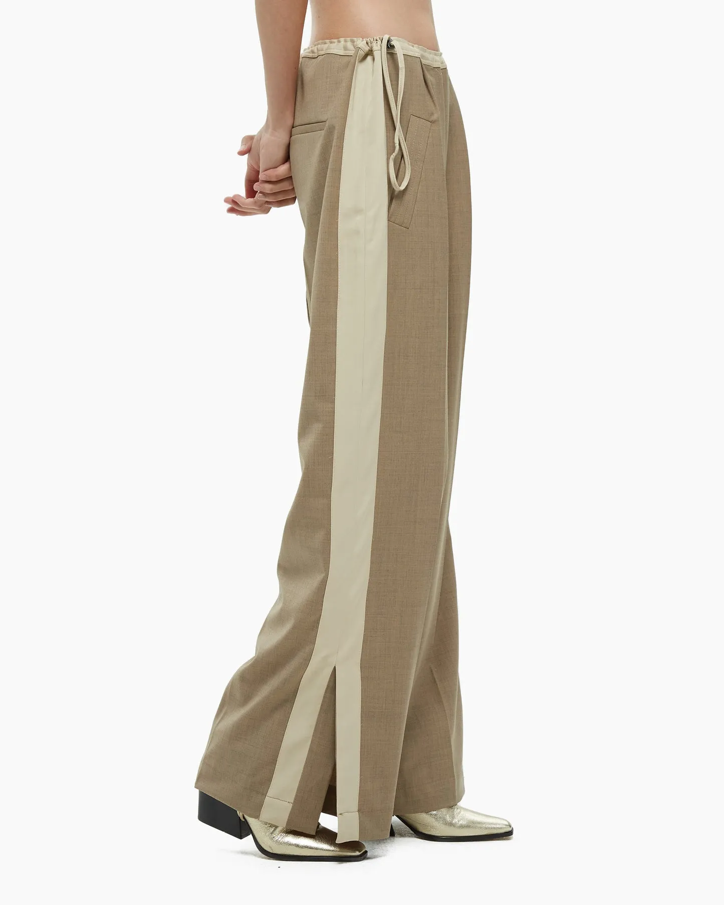 Wool blended trousers